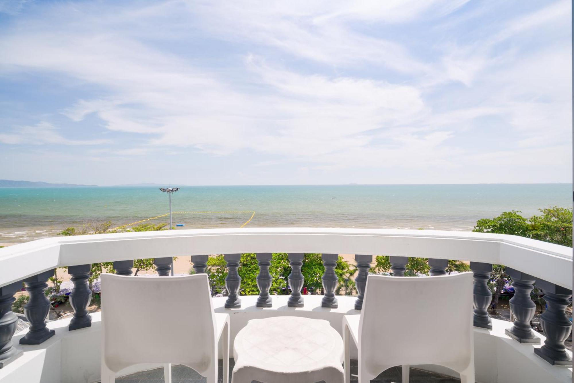Jomtien Hisotel Екстер'єр фото